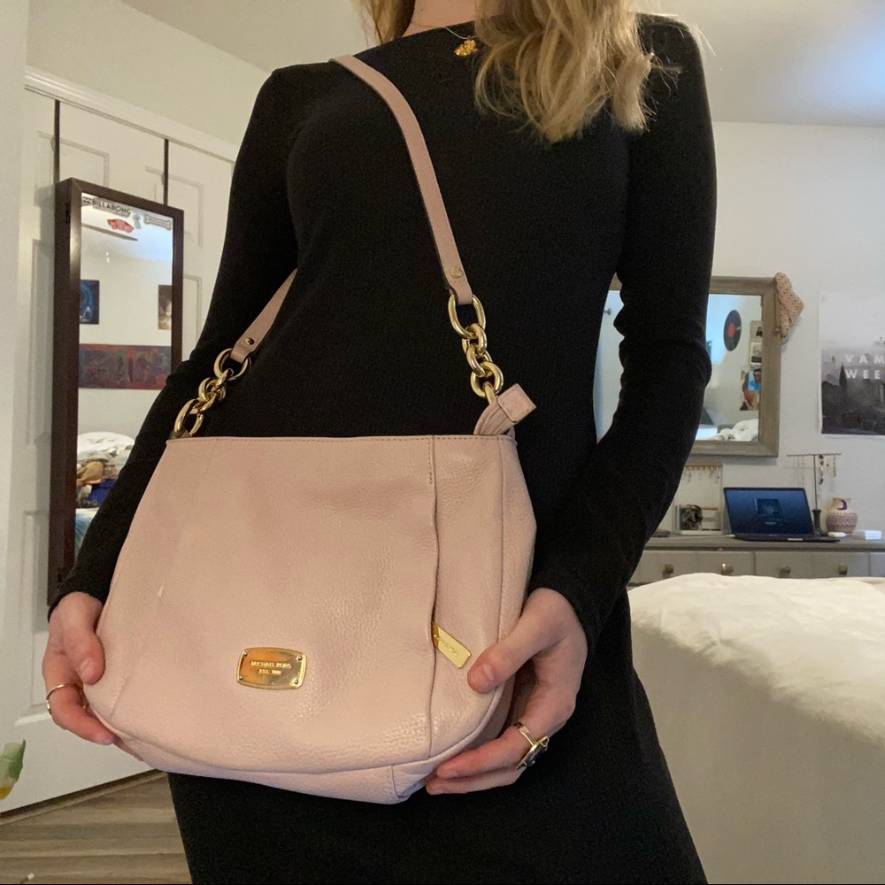 Michael Kors Light Pink Pebbled Leather Crossover